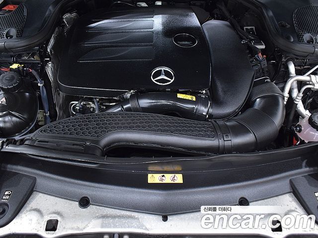 Mercedes-Benz E-Class (W213) E350 4MATIC AMG Line 2023 — фото 24