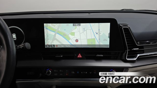 Kia Sportage (V) Gasoline 1.6 Turbo 2WD Nobleless 2022 — фото 14