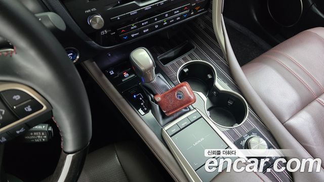 Lexus RX450h (IV) Executive 2022 — фото 9