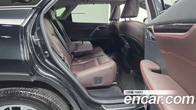 Lexus RX450h (IV) Executive 2022 — фото 12