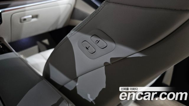 Genesis Electrified G80 (RG3) e-AWD 2023 — фото 33