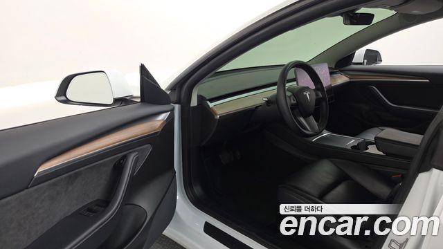 Tesla Model 3 Long Range AWD 2022 — фото 10