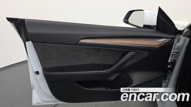 Tesla Model 3 Long Range AWD 2022 — фото 24