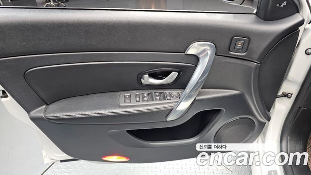 Renault Korea SM5 Nova LPLi LE 2015 — фото 24