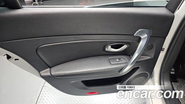 Renault Korea SM5 Nova LPLi LE 2015 — фото 25