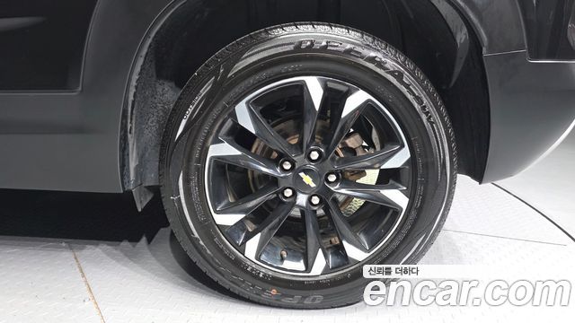 Chevrolet Trailblazer 1.3 Turbo 2WD Premier 2022 — фото 21