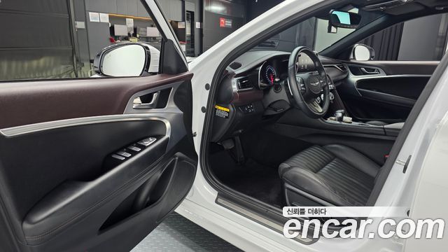 Genesis G70 2.2D Elite 2019 — фото 10