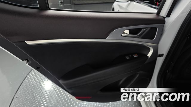 Genesis G70 2.2D Elite 2019 — фото 25