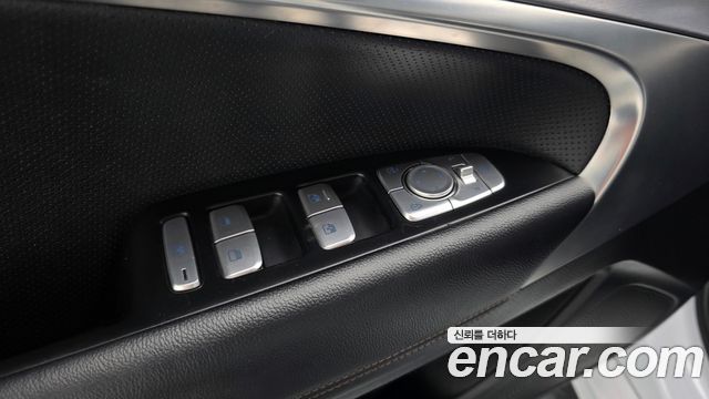 Genesis G70 2.2D Elite 2019 — фото 30
