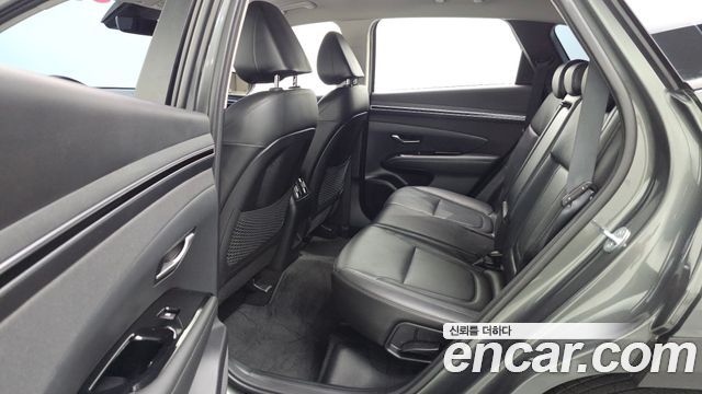 Hyundai Tucson (NX4) Gasoline 1.6 Turbo 2WD Premium 2023 — фото 12