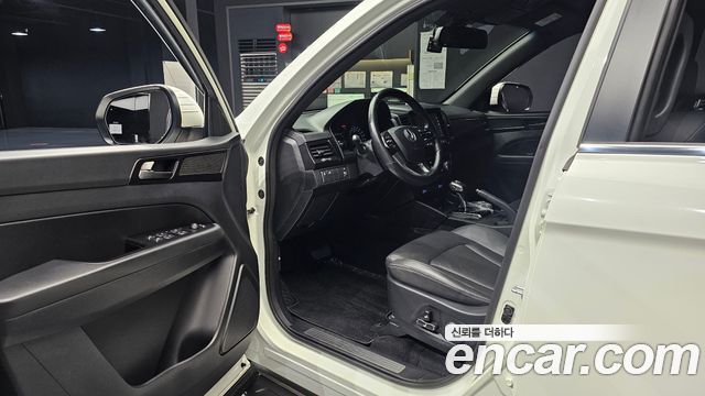 KG Mobility (SsangYong) Rexton Sports Khan Diesel 2.2 2WD Prestige Special (5-Link) 2021 — фото 10