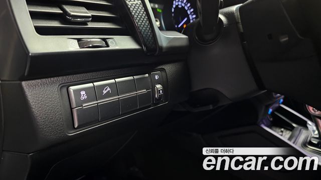 KG Mobility (SsangYong) Rexton Sports Khan Diesel 2.2 2WD Prestige Special (5-Link) 2021 — фото 16