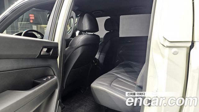 KG Mobility (SsangYong) Rexton Sports Khan Diesel 2.2 2WD Prestige Special (5-Link) 2021 — фото 26