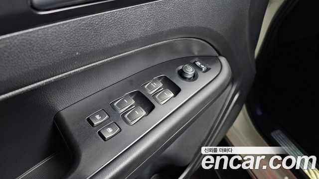 KG Mobility (SsangYong) Rexton Sports Khan Diesel 2.2 2WD Prestige Special (5-Link) 2021 — фото 29