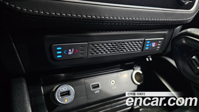 KG Mobility (SsangYong) Rexton Sports Khan Diesel 2.2 2WD Prestige Special (5-Link) 2021 — фото 32