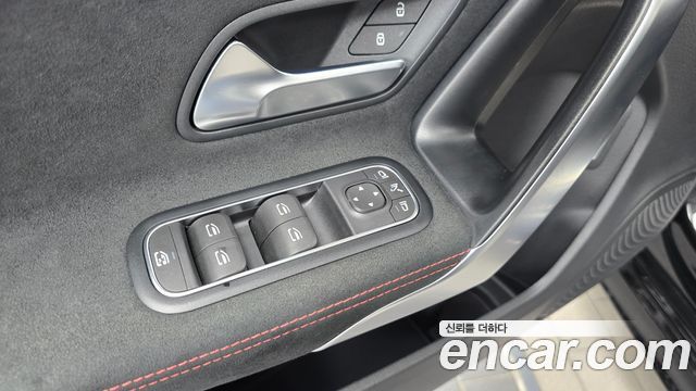 Mercedes-Benz A-Class (W177) AMG A35 4MATIC Sedan 2024 — фото 27
