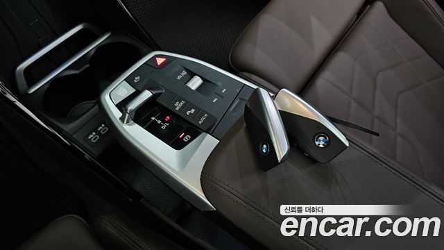 BMW 2 Series Active Tourer (U06) 220i Luxury 2024 — фото 9