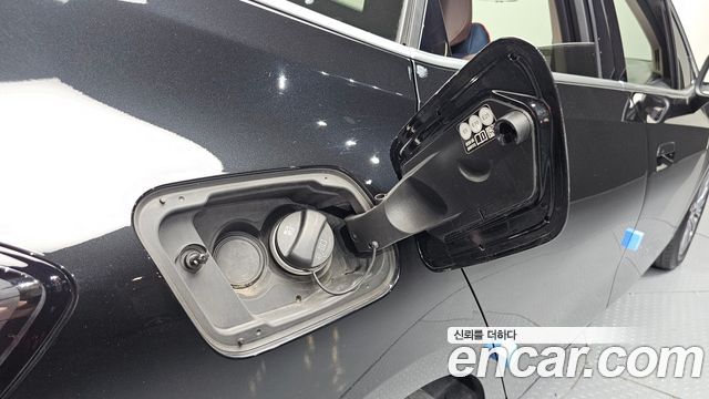 BMW 2 Series Active Tourer (U06) 220i Luxury 2024 — фото 38