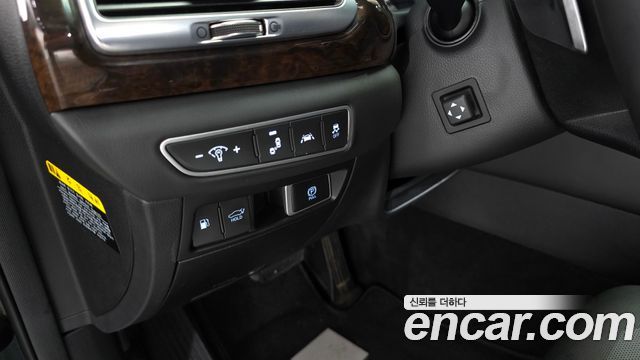 Genesis G90 3.8 AWD Luxury 2019 — фото 20