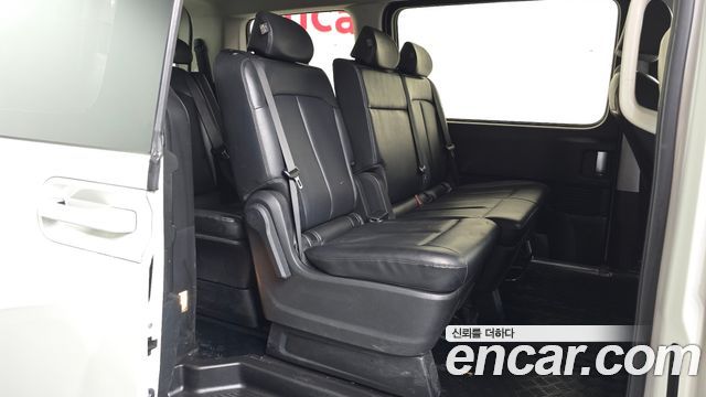 Hyundai Staria Tourer 11-Seater Modern 2022 — фото 13