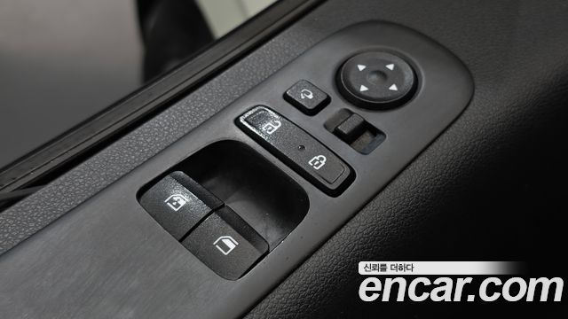Hyundai Staria Tourer 11-Seater Modern 2022 — фото 30
