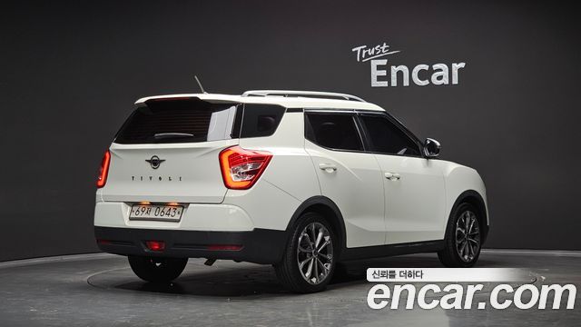 KG Mobility (SsangYong) Tivoli Air Diesel IX 2WD 2016 — фото 2