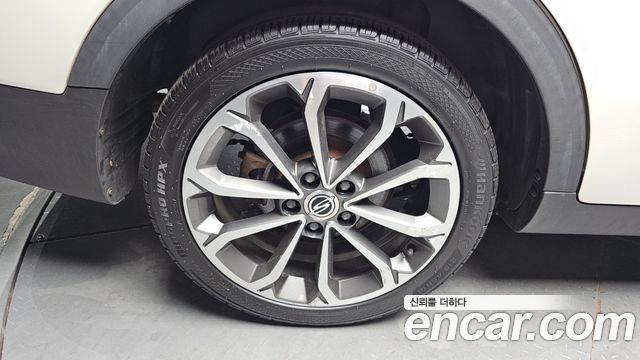 KG Mobility (SsangYong) Tivoli Air Diesel IX 2WD 2016 — фото 5