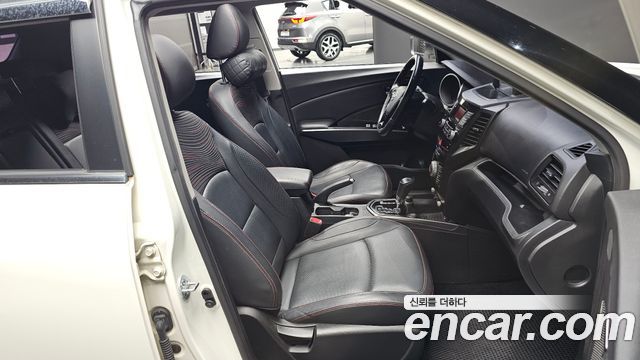 KG Mobility (SsangYong) Tivoli Air Diesel IX 2WD 2016 — фото 10