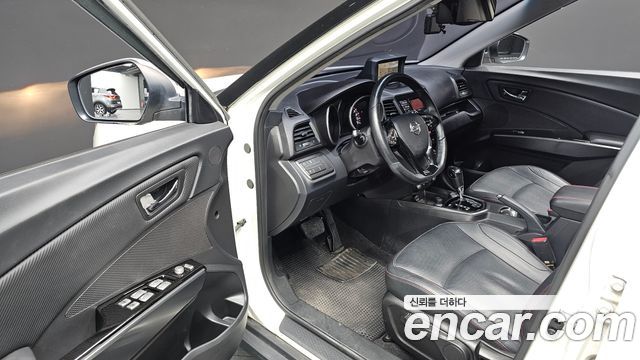 KG Mobility (SsangYong) Tivoli Air Diesel IX 2WD 2016 — фото 12