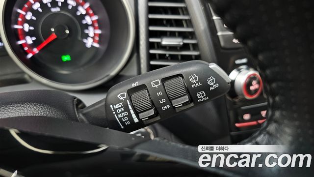 KG Mobility (SsangYong) Tivoli Air Diesel IX 2WD 2016 — фото 18