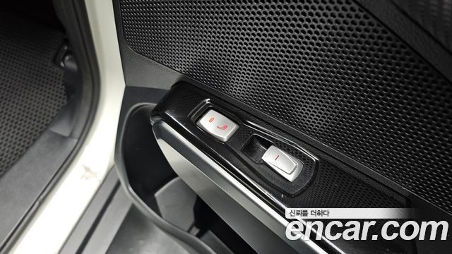 KG Mobility (SsangYong) Tivoli Air Diesel IX 2WD 2016 — фото 19