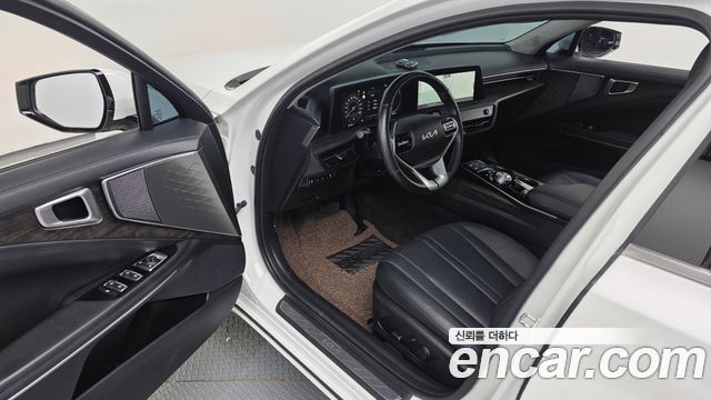 Kia K8 2.5 Gasoline 2WD Noblesse 2022 — фото 10