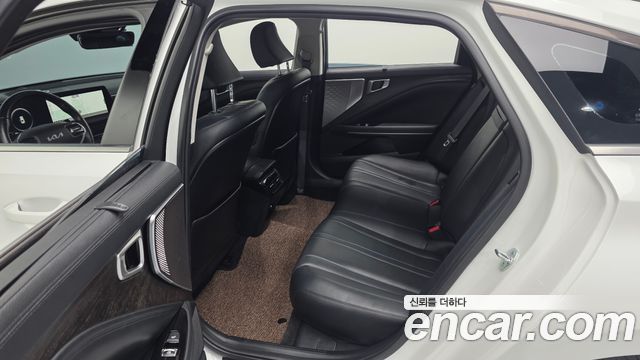 Kia K8 2.5 Gasoline 2WD Noblesse 2022 — фото 26