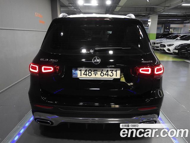 Mercedes-Benz GLB-Class (X247) GLB250 4MATIC 2023 — фото 4
