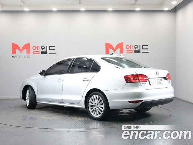 Volkswagen Jetta 1.6 TDI Blue Motion 6th 2014 — фото 3