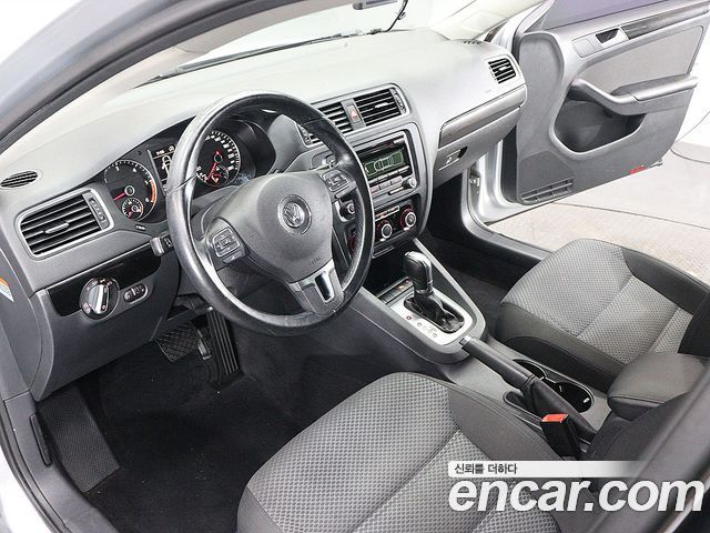 Volkswagen Jetta 1.6 TDI Blue Motion 6th 2014 — фото 6