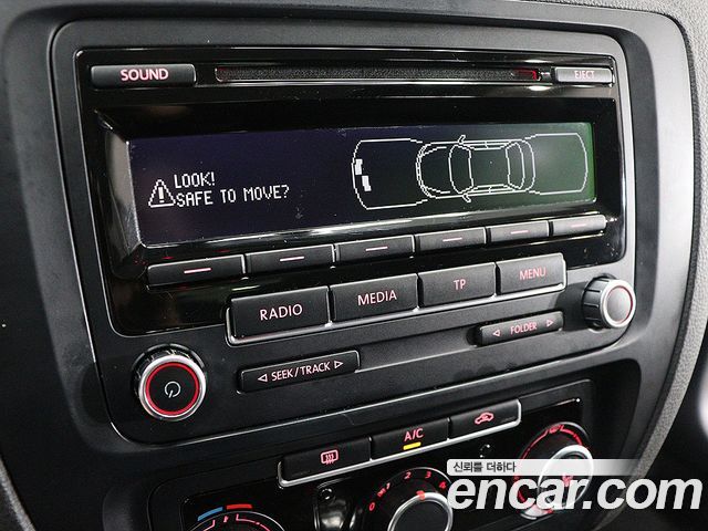 Volkswagen Jetta 1.6 TDI Blue Motion 6th 2014 — фото 16