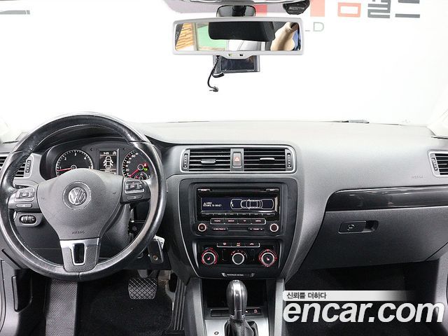 Volkswagen Jetta 1.6 TDI Blue Motion 6th 2014 — фото 20