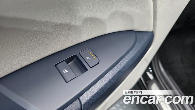 Kia Sportage (V) Gasoline 1.6 Turbo 2WD Signature X Line 2026 — фото 30