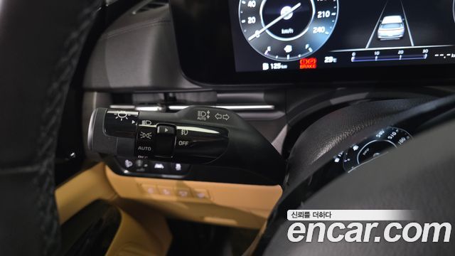 Kia Carnival (IV) Diesel 9-Seater Noblesse 2023 — фото 27