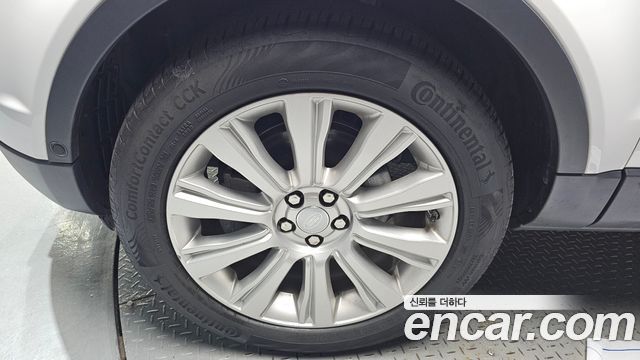 Land Rover Range Rover Evoque 2.0 TD4 HSE 2018 — фото 5