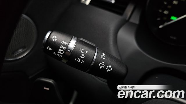 Land Rover Range Rover Evoque 2.0 TD4 HSE 2018 — фото 30