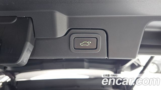 Land Rover Range Rover Evoque 2.0 TD4 HSE 2018 — фото 34