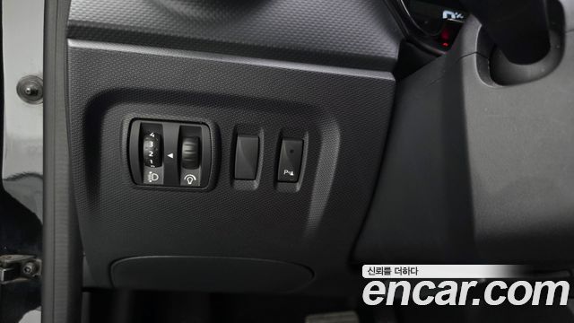 Renault Korea QM3 RE 2014 — фото 18