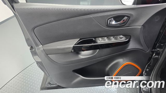 Renault Korea QM3 RE 2014 — фото 24