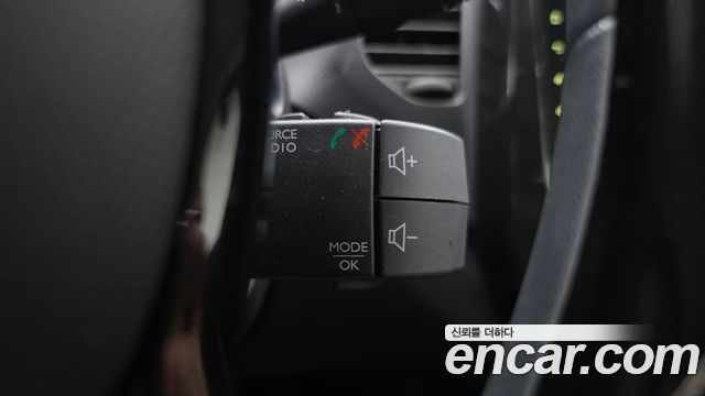 Renault Korea QM3 RE 2014 — фото 29
