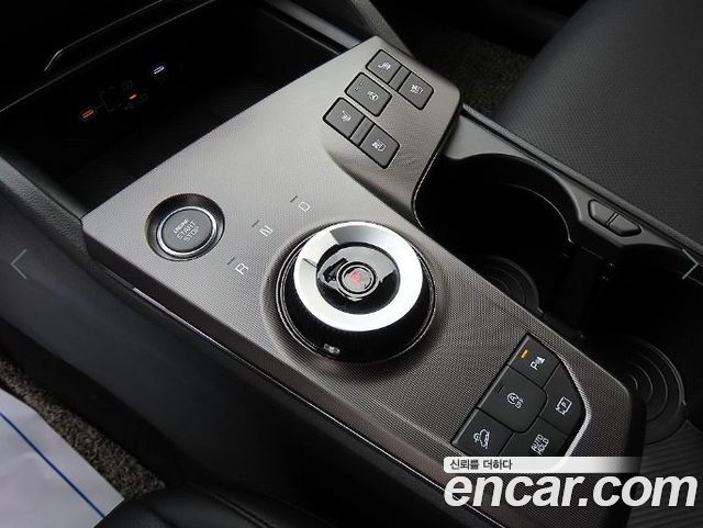 Kia Sportage (V) Gasoline 1.6 Turbo 2WD Noblesse 2025 — фото 10