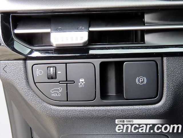 Kia Sportage (V) Gasoline 1.6 Turbo 2WD Noblesse 2025 — фото 16