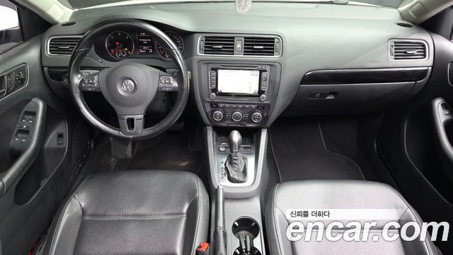 Volkswagen Jetta 2.0 TDI 6th 2014 — фото 7