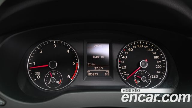 Volkswagen Jetta 2.0 TDI 6th 2014 — фото 8